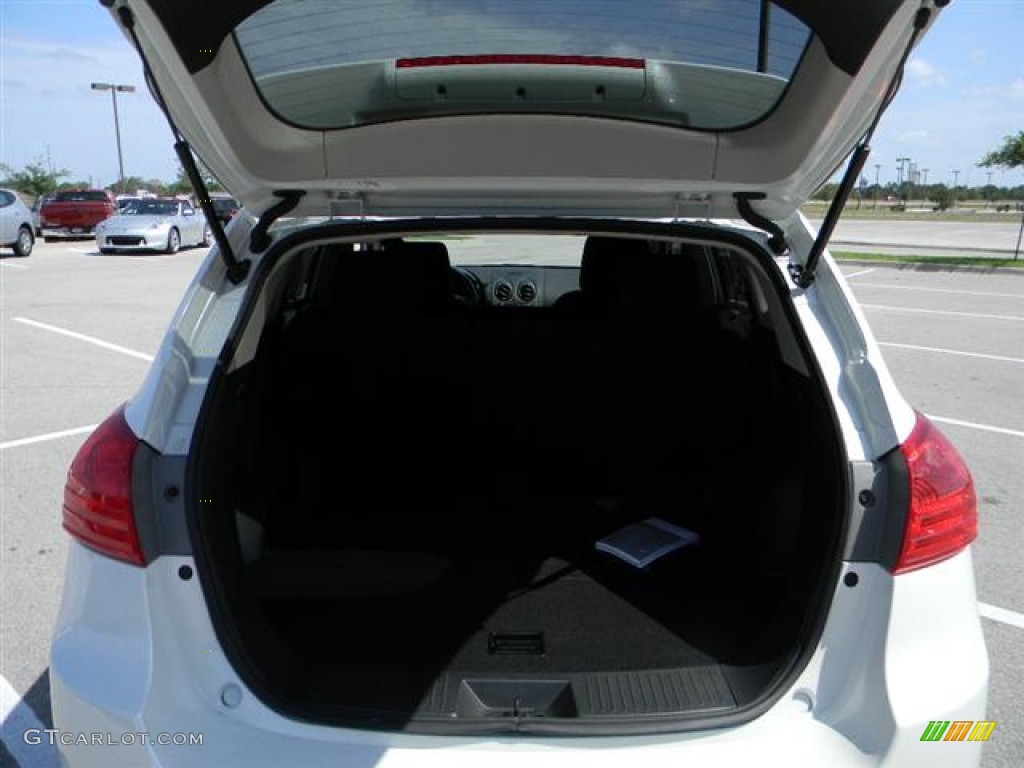 2011 Rogue S Krom Edition - Pearl White / Black photo #6