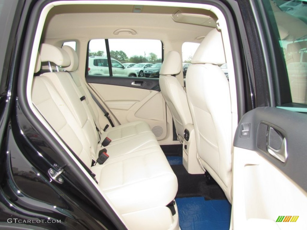 2012 Tiguan SE - Deep Black Metallic / Beige photo #4