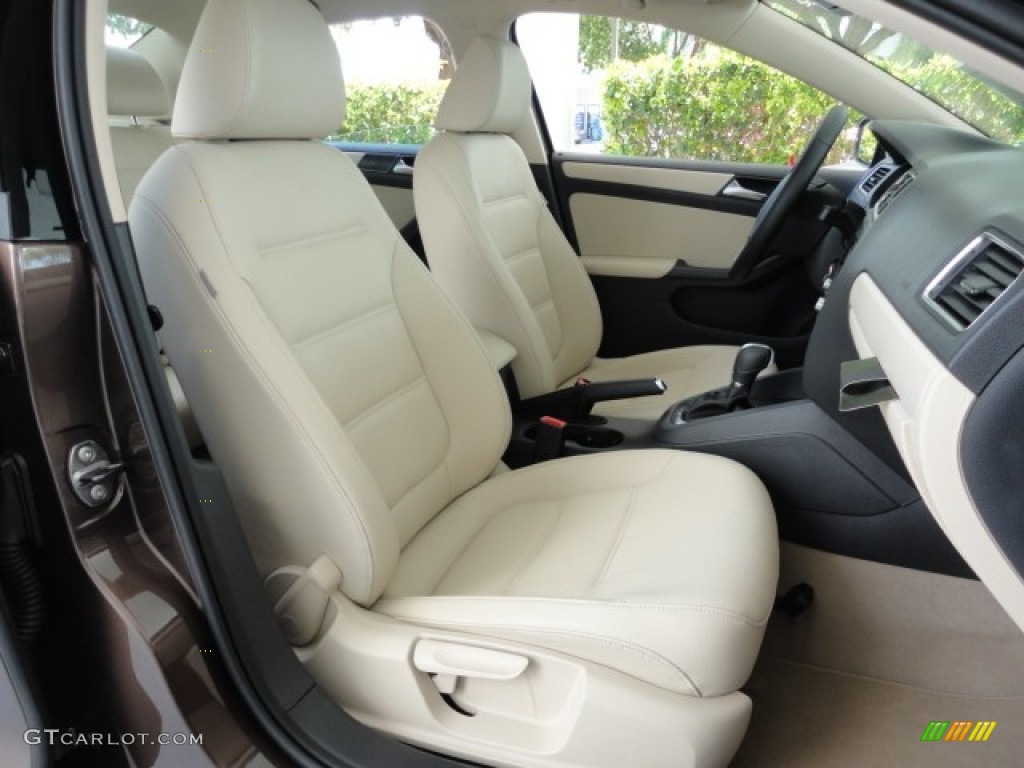 Cornsilk Beige Interior 2012 Volkswagen Jetta SE Sedan Photo #57952488