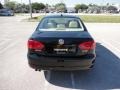 Black - Jetta SE Sedan Photo No. 4
