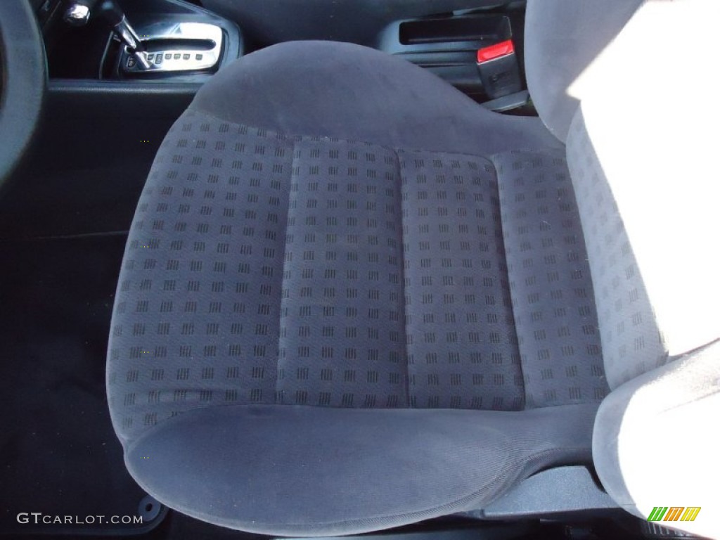 2003 Golf GLS 4 Door - Reflex Silver / Black photo #17