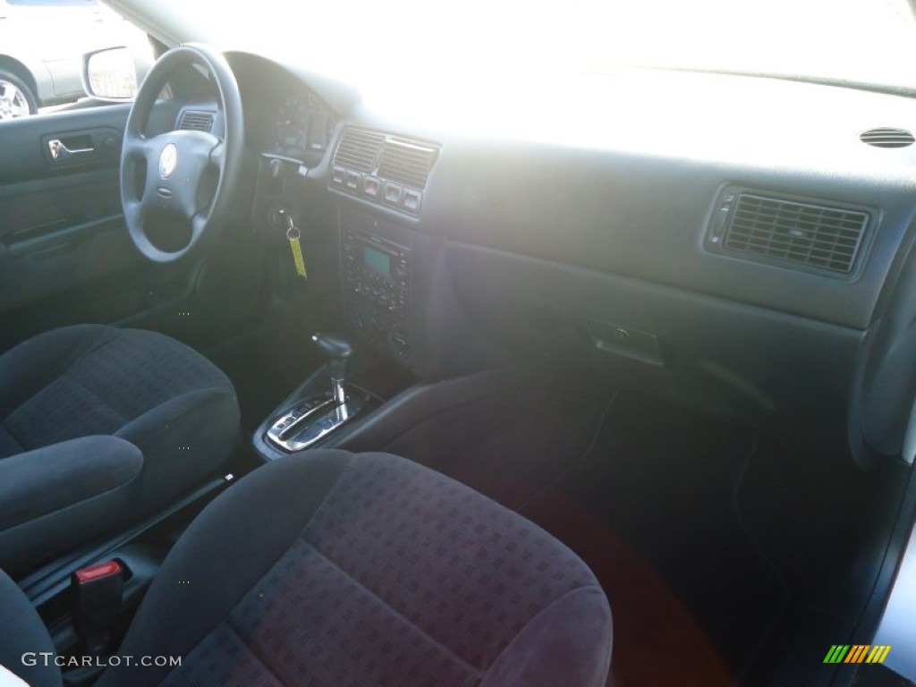 2003 Golf GLS 4 Door - Reflex Silver / Black photo #18