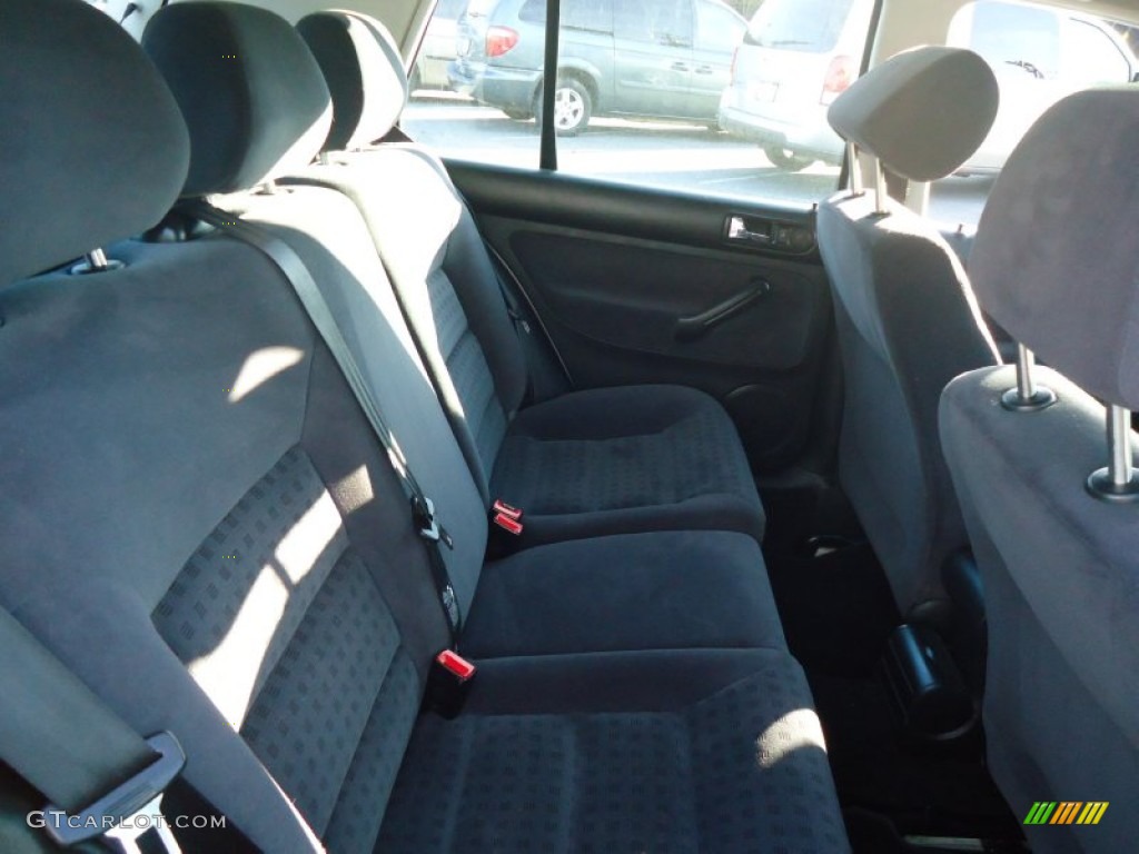 2003 Golf GLS 4 Door - Reflex Silver / Black photo #22