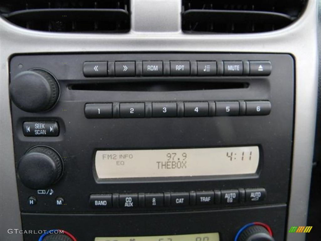 2005 Chevrolet Corvette Coupe Audio System Photo #57965390