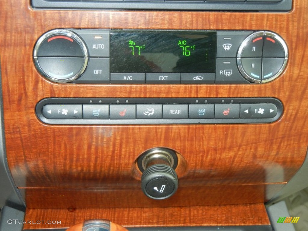 2010 Ford Expedition EL Eddie Bauer Controls Photo #57972249