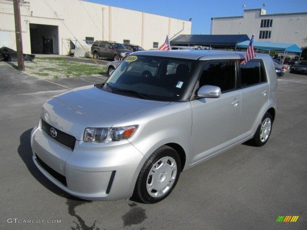 2009 Classic Silver Metallic Scion xB 57970072 Photo 2