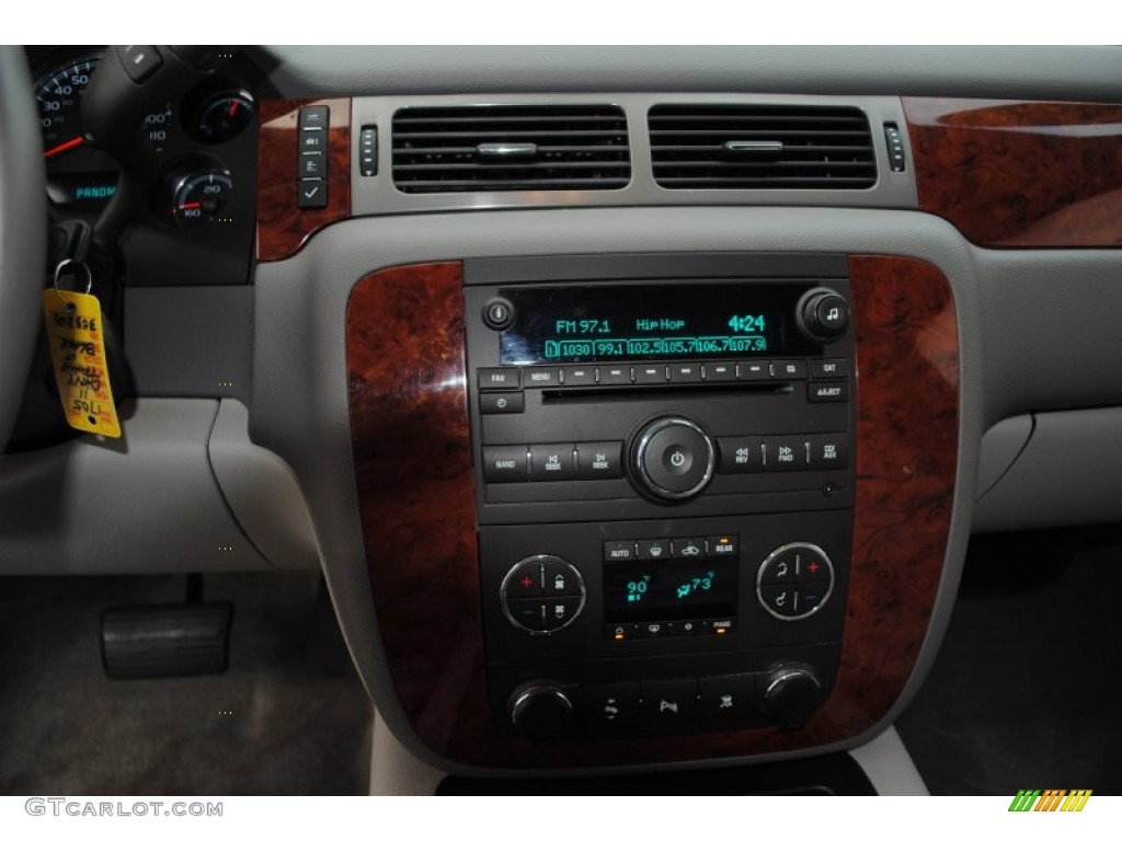 2011 Tahoe LT 4x4 - Black / Light Titanium/Dark Titanium photo #13