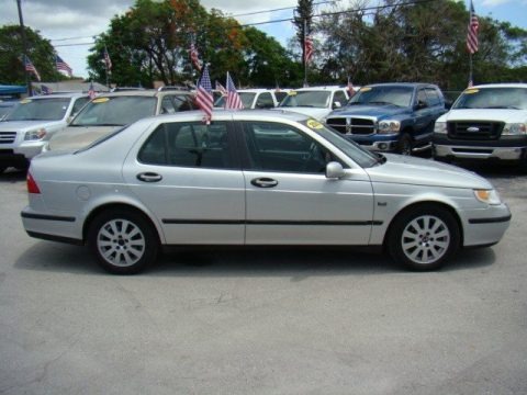 2003 Saab 9-5 Linear Sedan Data, Info and Specs