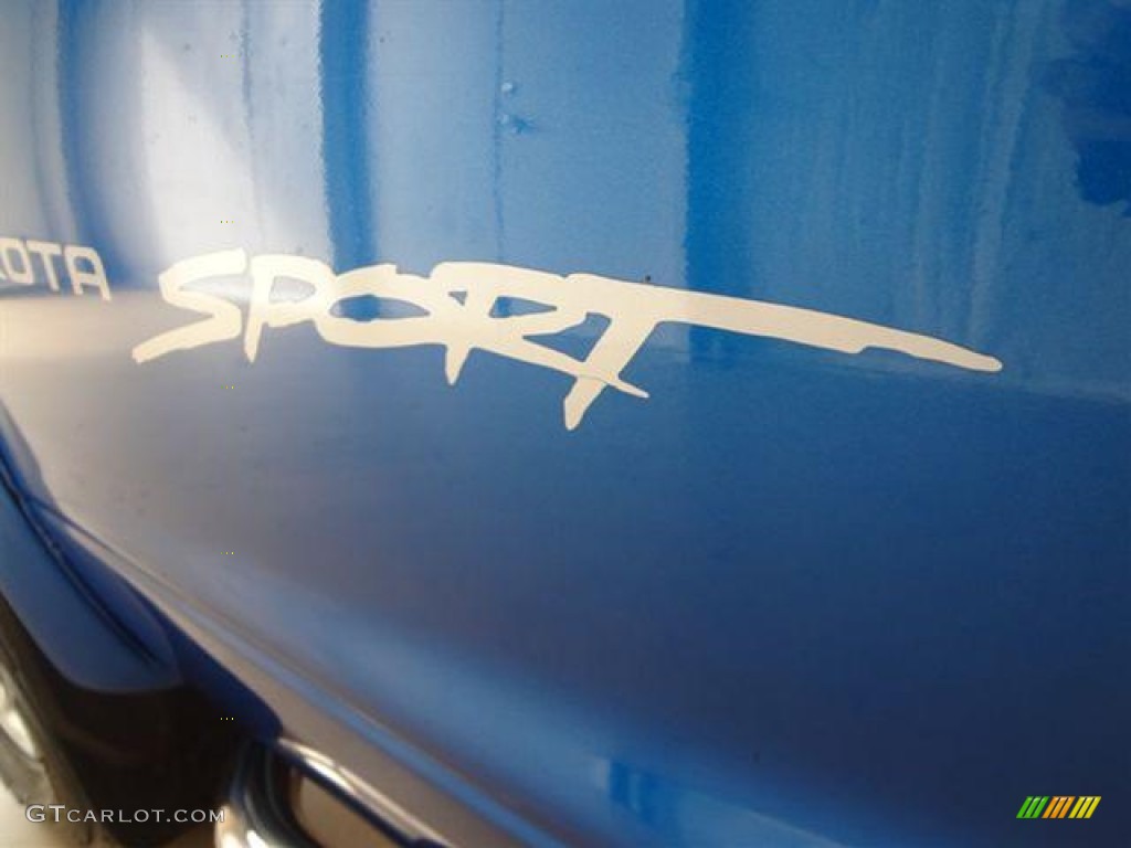 2001 Dakota Sport Club Cab 4x4 - Intense Blue Pearl / Dark Slate Gray photo #9