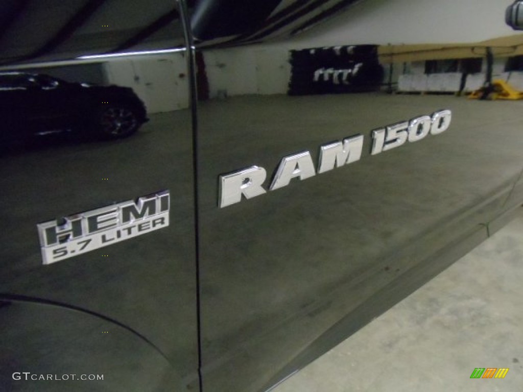 2012 Ram 1500 Outdoorsman Quad Cab 4x4 - Black / Dark Slate Gray/Medium Graystone photo #28