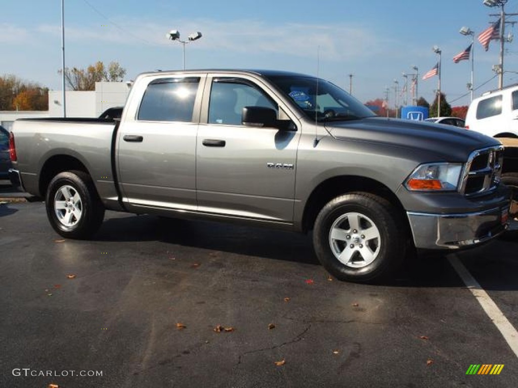 2009 Ram 1500 SLT Crew Cab 4x4 - Mineral Gray Metallic / Dark Slate/Medium Graystone photo #2