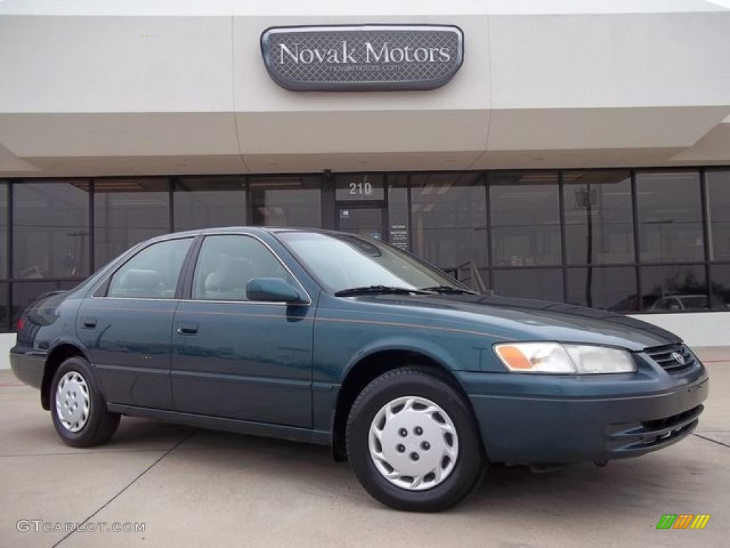 1997 Camry LE - Classic Green Pearl / Beige photo #1
