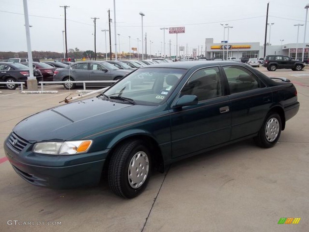 1997 Camry LE - Classic Green Pearl / Beige photo #16