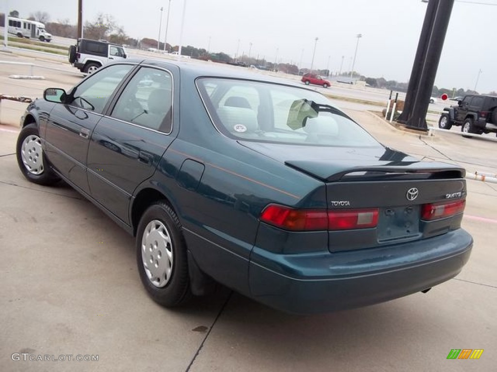 1997 Camry LE - Classic Green Pearl / Beige photo #20