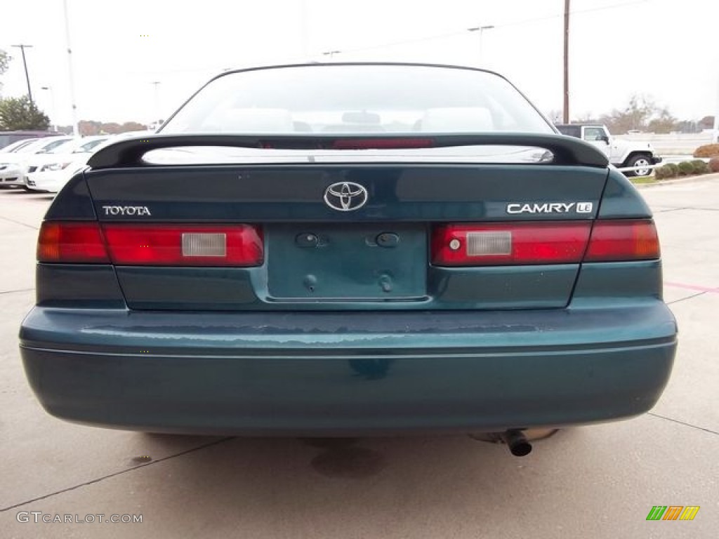 1997 Camry LE - Classic Green Pearl / Beige photo #21