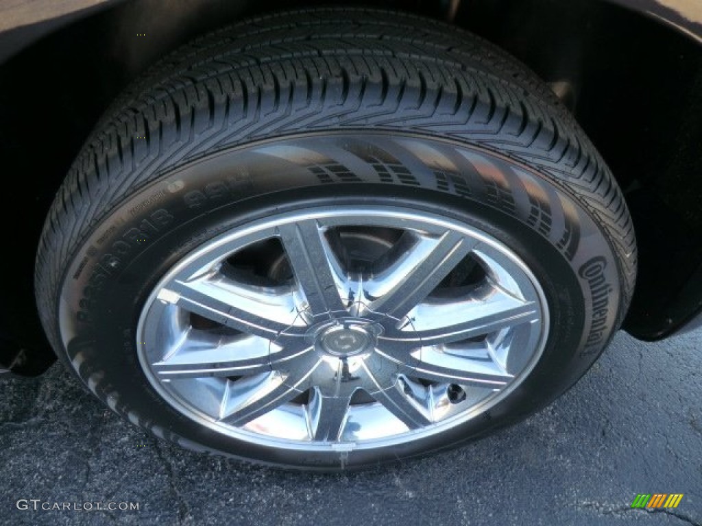 2010 Chrysler 300 C HEMI Wheel Photos