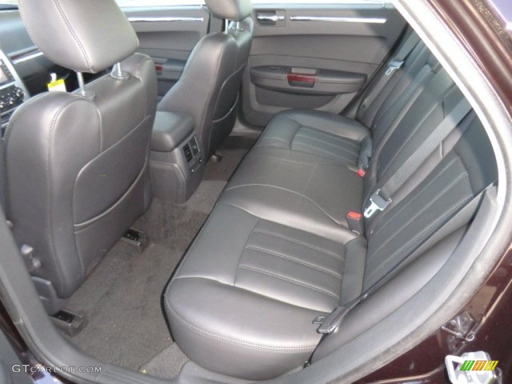 Dark Slate Gray Interior 2010 Chrysler 300 C HEMI Photo #57982386