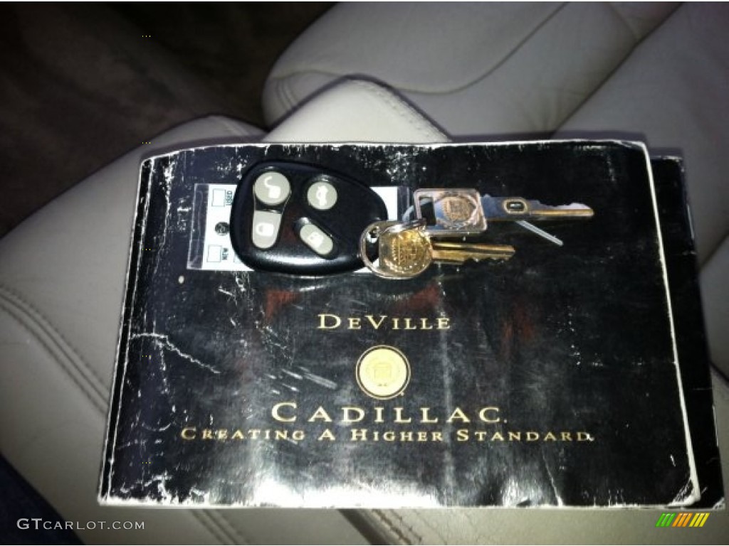 1997 Cadillac DeVille Sedan Books/Manuals Photo #57982544