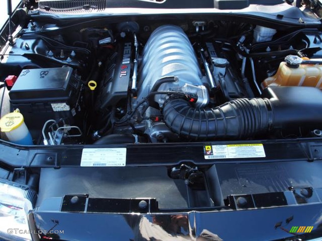 2008 Chrysler 300 C SRT8 Engine Photos