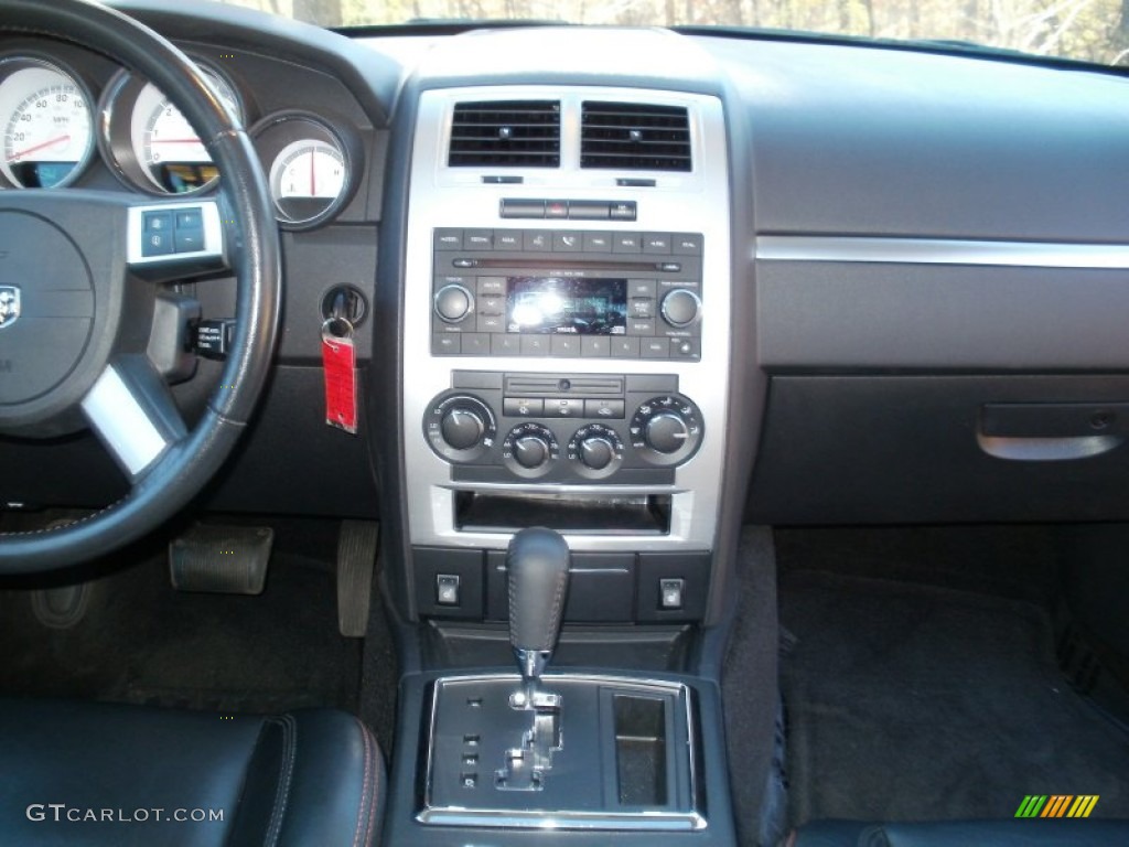 2008 Charger R/T Daytona - HEMI Orange Pearl / Dark Slate Gray photo #22