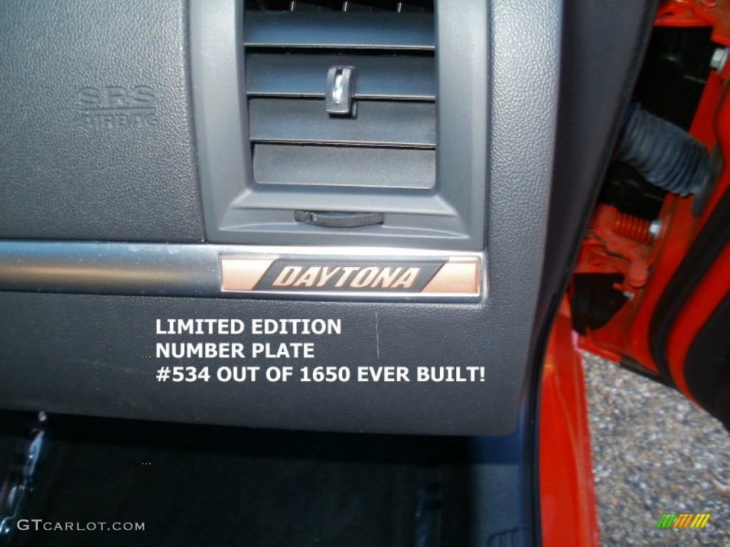 2008 Charger R/T Daytona - HEMI Orange Pearl / Dark Slate Gray photo #25