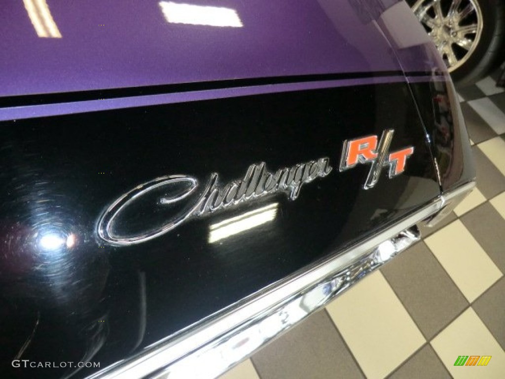 1970 Dodge Challenger R/T Coupe Marks and Logos Photo #57984983