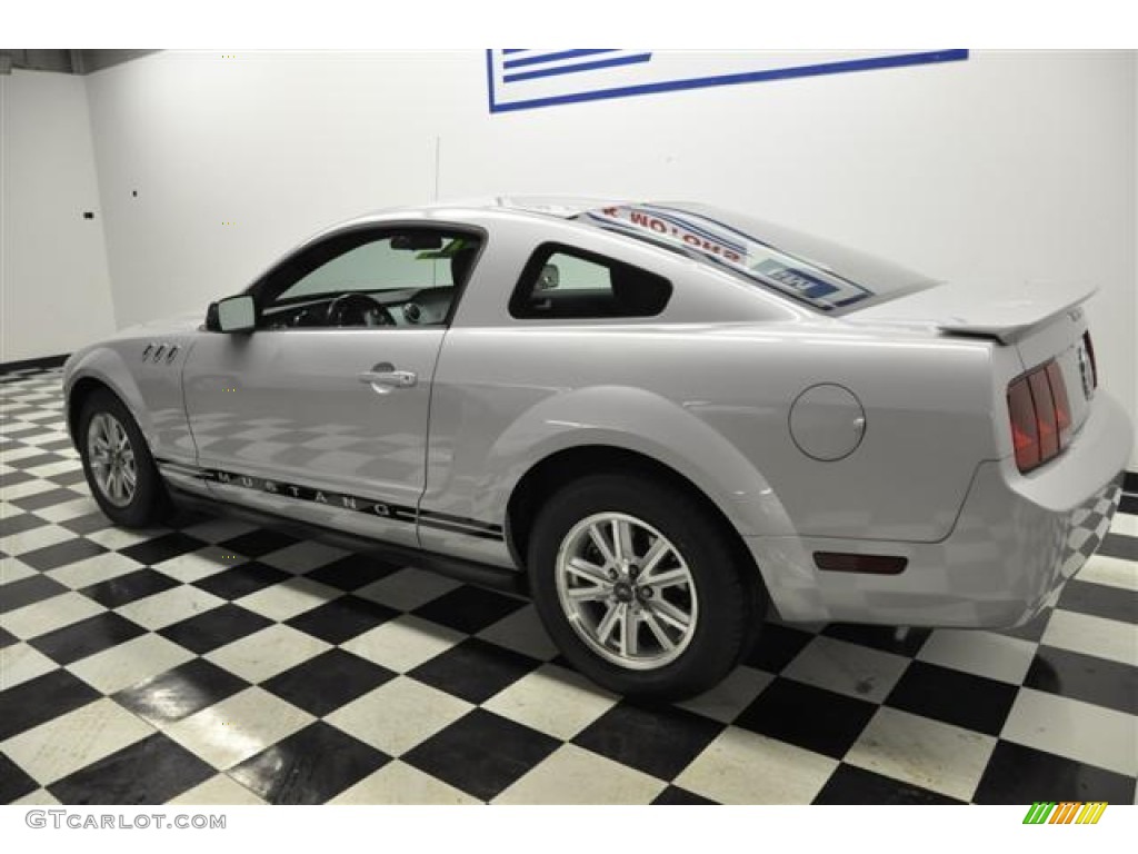 2007 Mustang V6 Deluxe Coupe - Satin Silver Metallic / Dark Charcoal photo #5