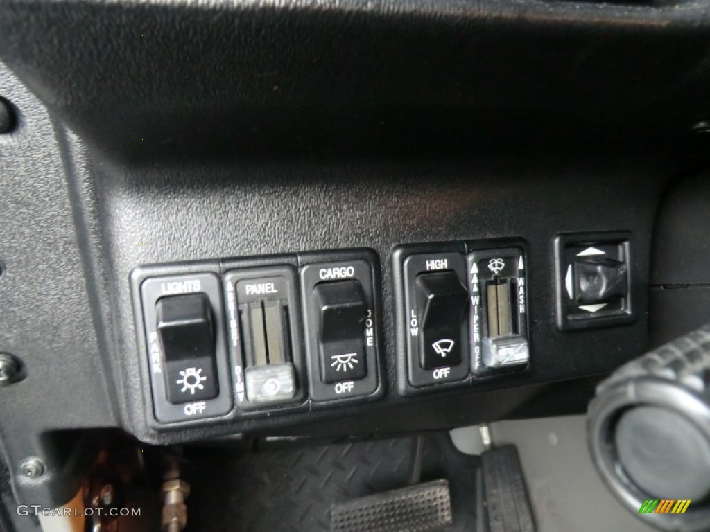 2002 H1 Wagon - Black / Cloud Gray photo #21