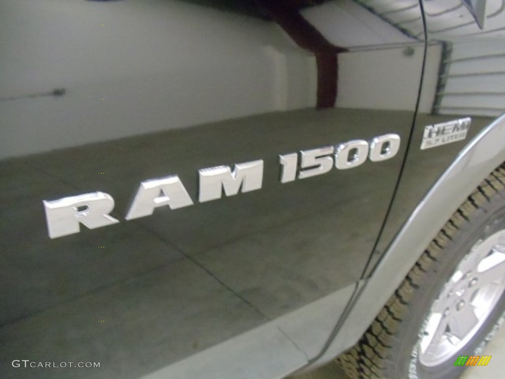 2012 Ram 1500 Big Horn Crew Cab 4x4 - Black / Dark Slate Gray/Medium Graystone photo #25