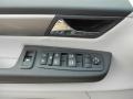Aero Gray Controls Photo for 2012 Volkswagen Routan #57990980