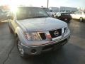 2009 Radiant Silver Nissan Frontier SE Crew Cab 4x4  photo #3