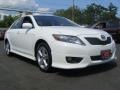 Super White - Camry SE Photo No. 3