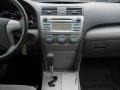 Super White - Camry LE Photo No. 5