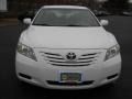 Super White - Camry LE Photo No. 20