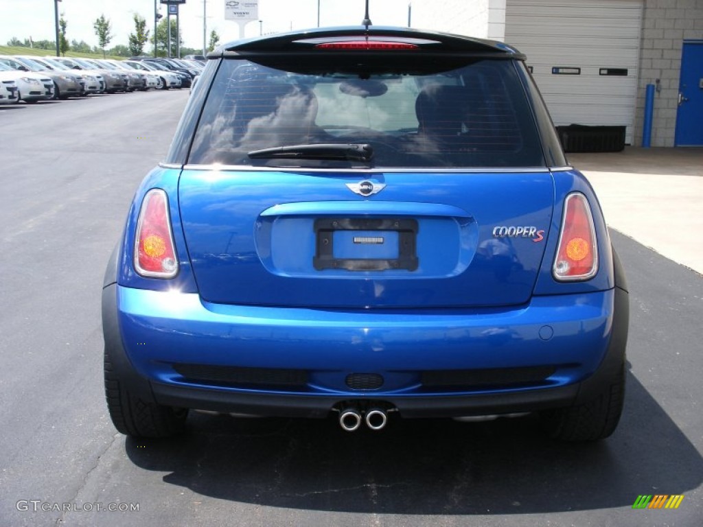 2005 Cooper S Hardtop - Hyper Blue Metallic / Lapis Blue/Panther Black photo #11