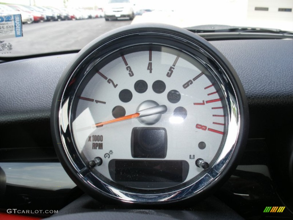 2007 Cooper Hardtop - Chili Red / Carbon Black/Black photo #14