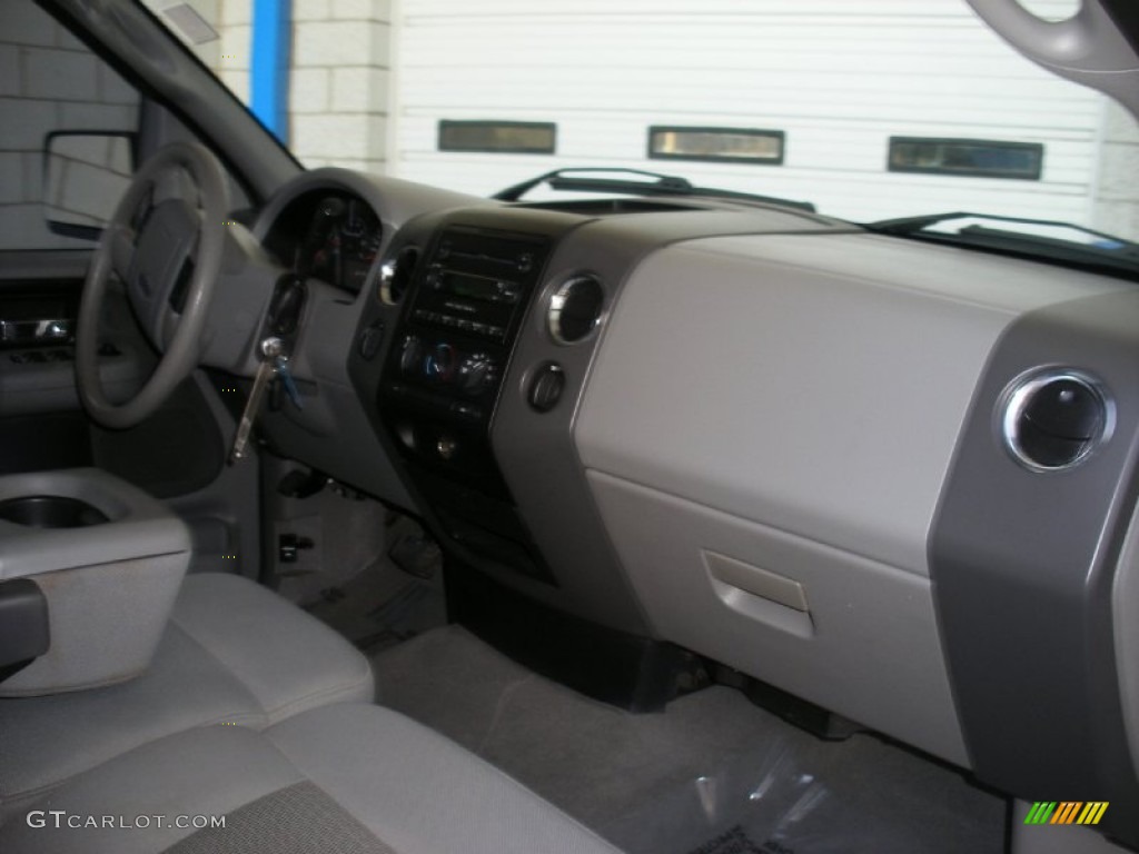 2005 F150 XLT SuperCab 4x4 - True Blue Metallic / Medium Flint Grey photo #22