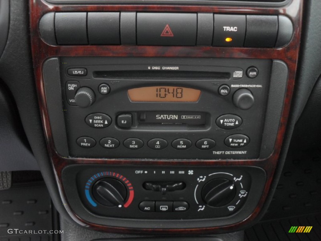 2002 Saturn L Series L300 Sedan Controls Photo #58009304