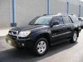 Black - 4Runner SR5 4x4 Photo No. 5