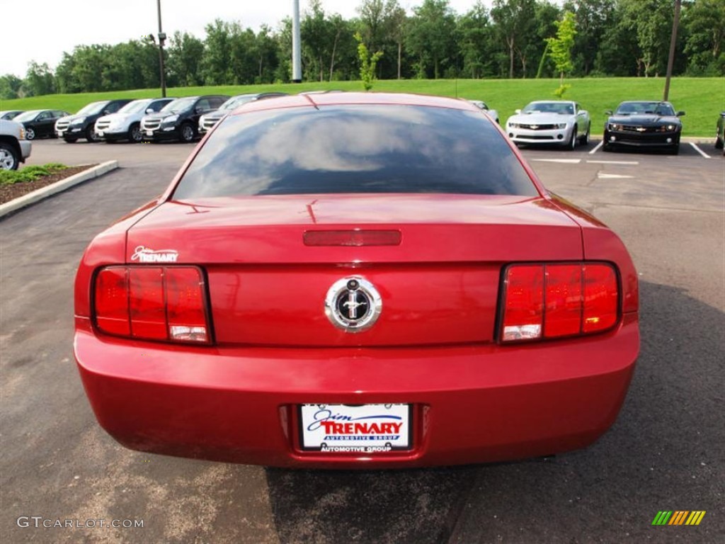 2005 Mustang V6 Deluxe Coupe - Redfire Metallic / Light Graphite photo #6