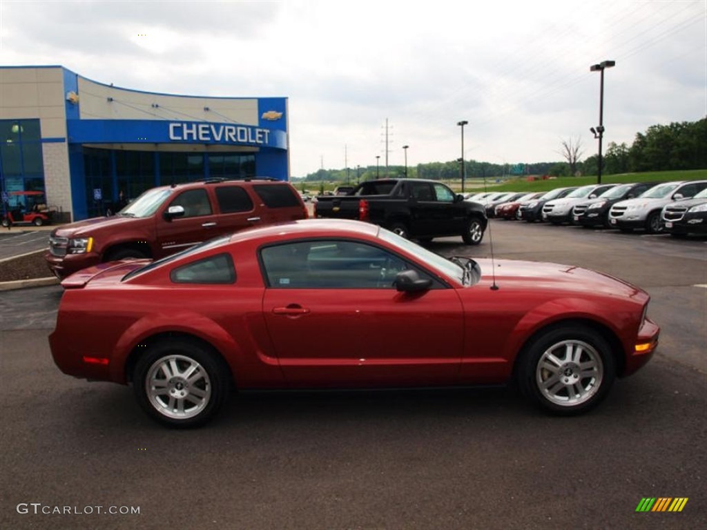 2007 Mustang V6 Deluxe Coupe - Redfire Metallic / Light Graphite photo #1