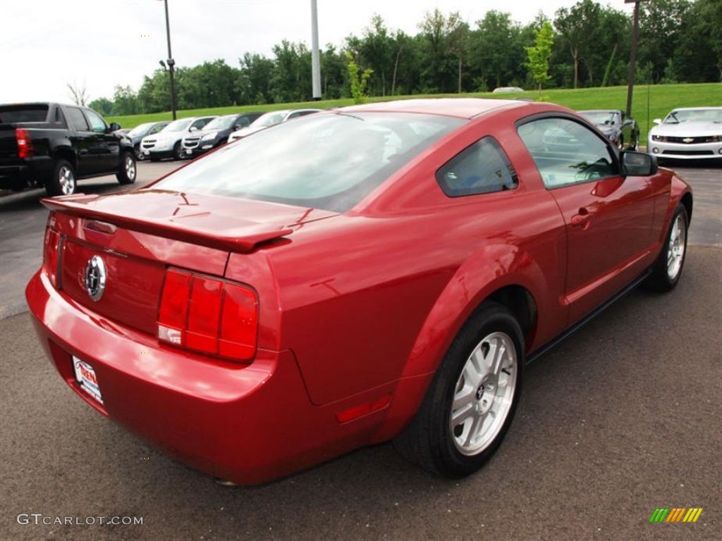 2007 Mustang V6 Deluxe Coupe - Redfire Metallic / Light Graphite photo #3