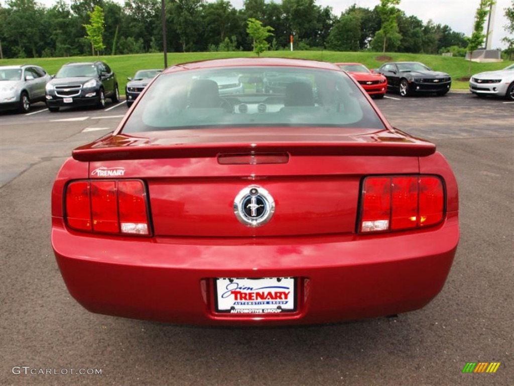 2007 Mustang V6 Deluxe Coupe - Redfire Metallic / Light Graphite photo #6