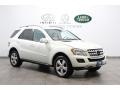 Arctic White - ML 350 4Matic Photo No. 1