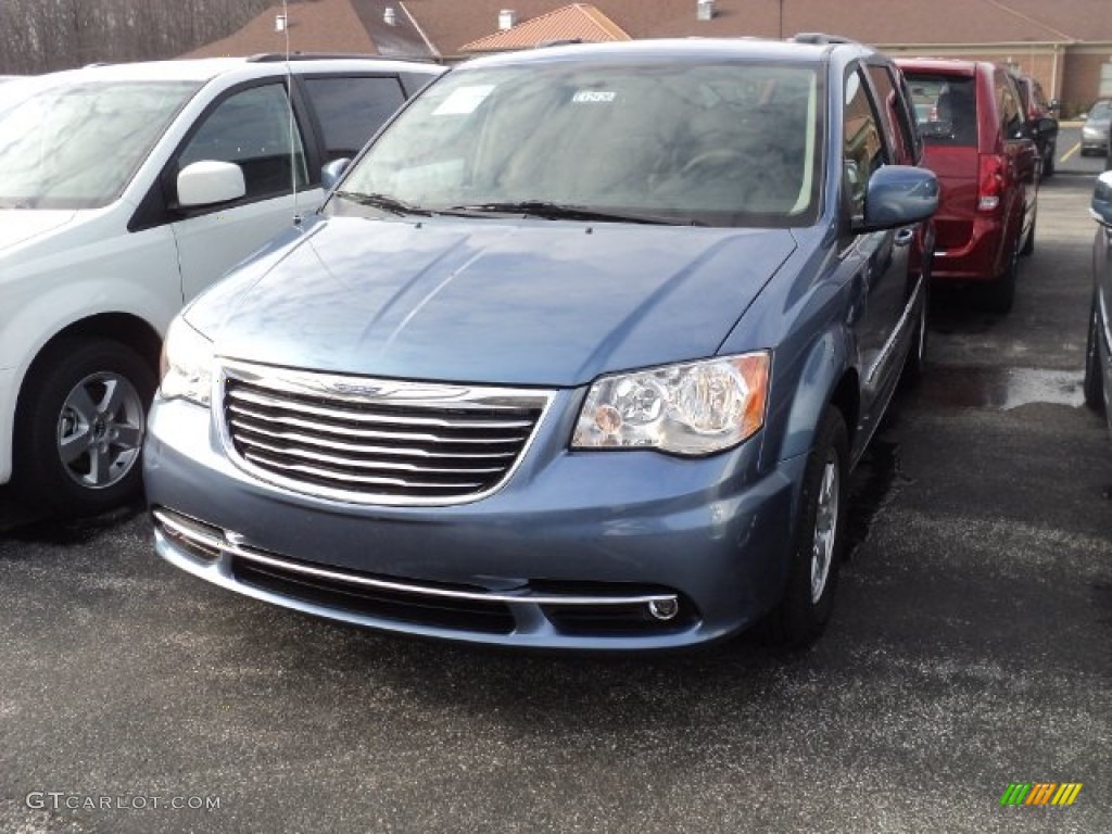 Sapphire Crystal Metallic Chrysler Town Country Touring