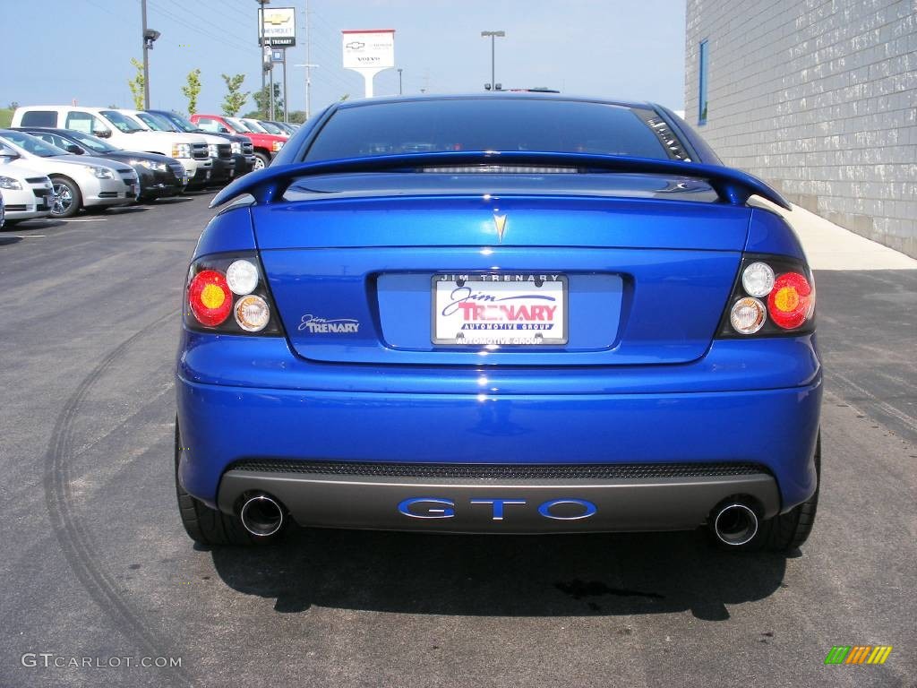 2006 GTO Coupe - Impulse Blue Metallic / Black photo #12