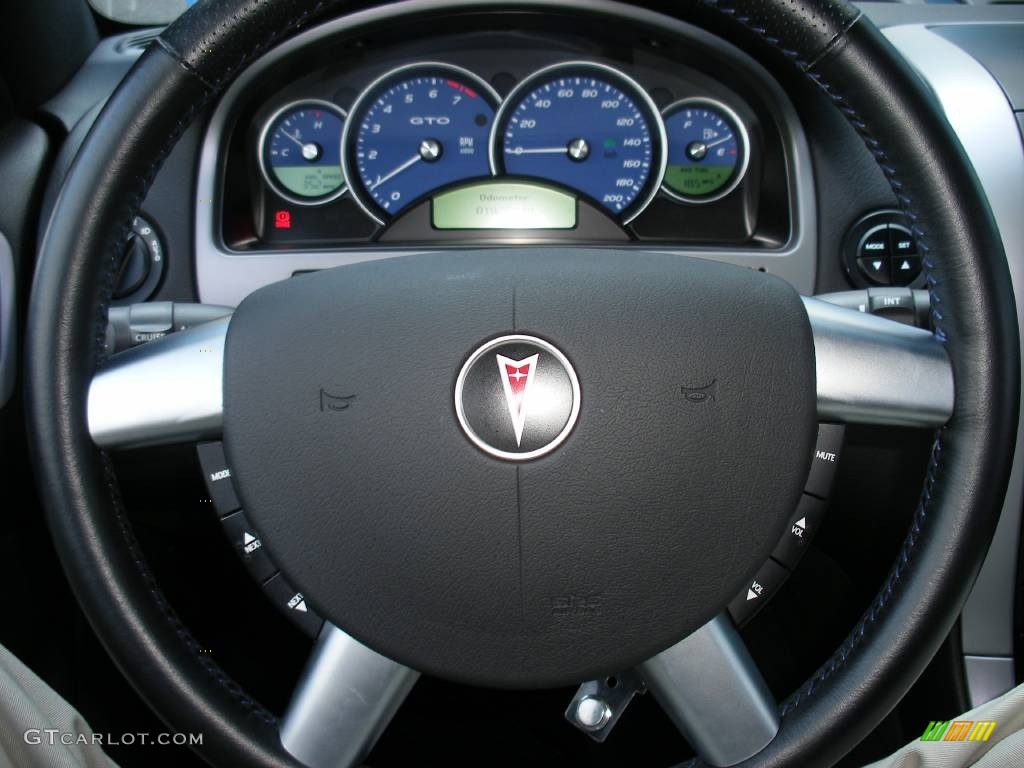 2006 Pontiac GTO Coupe Black Steering Wheel Photo #58019723