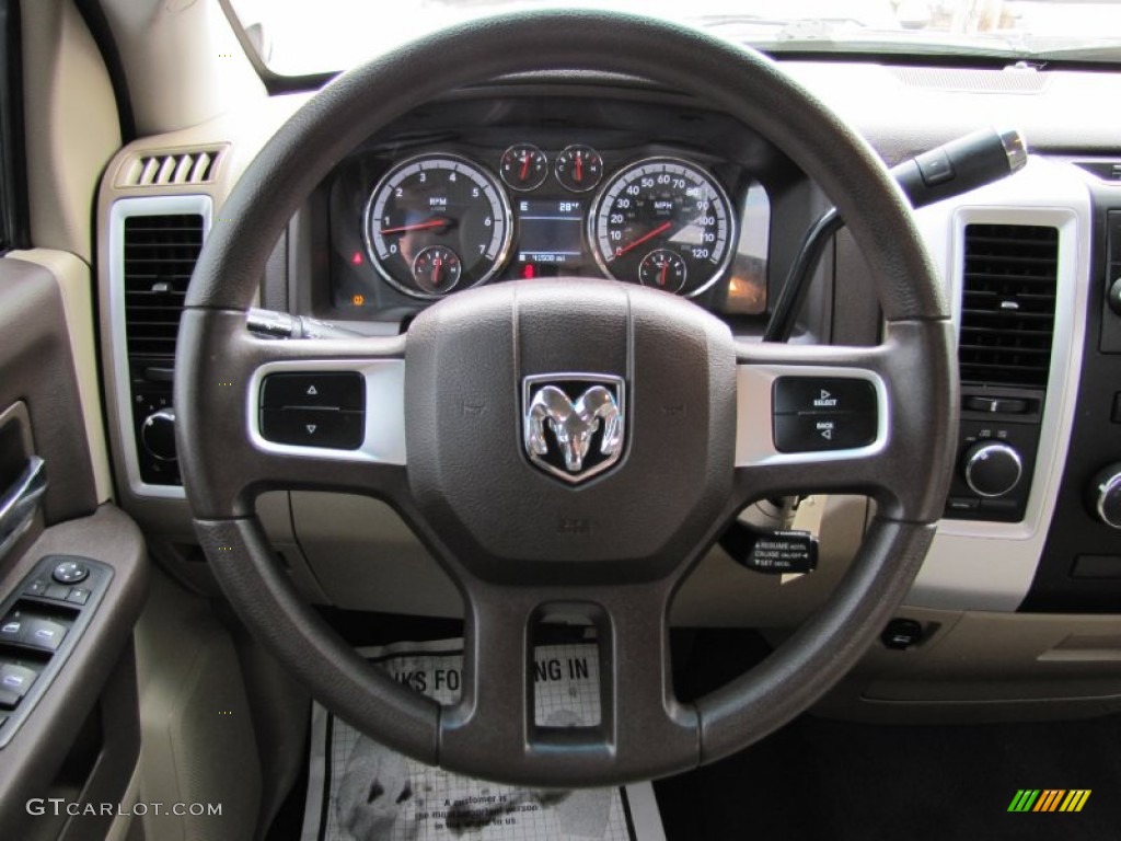 2009 Ram 1500 SLT Quad Cab 4x4 - Austin Tan Pearl / Light Pebble Beige/Bark Brown photo #11