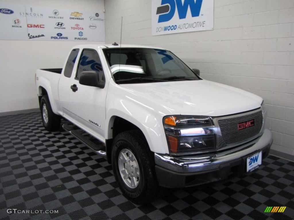 2004 Canyon SLE Extended Cab 4x4 - Summit White / Pewter photo #1