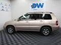 2005 Sonora Gold Pearl Toyota Highlander V6 4WD  photo #5